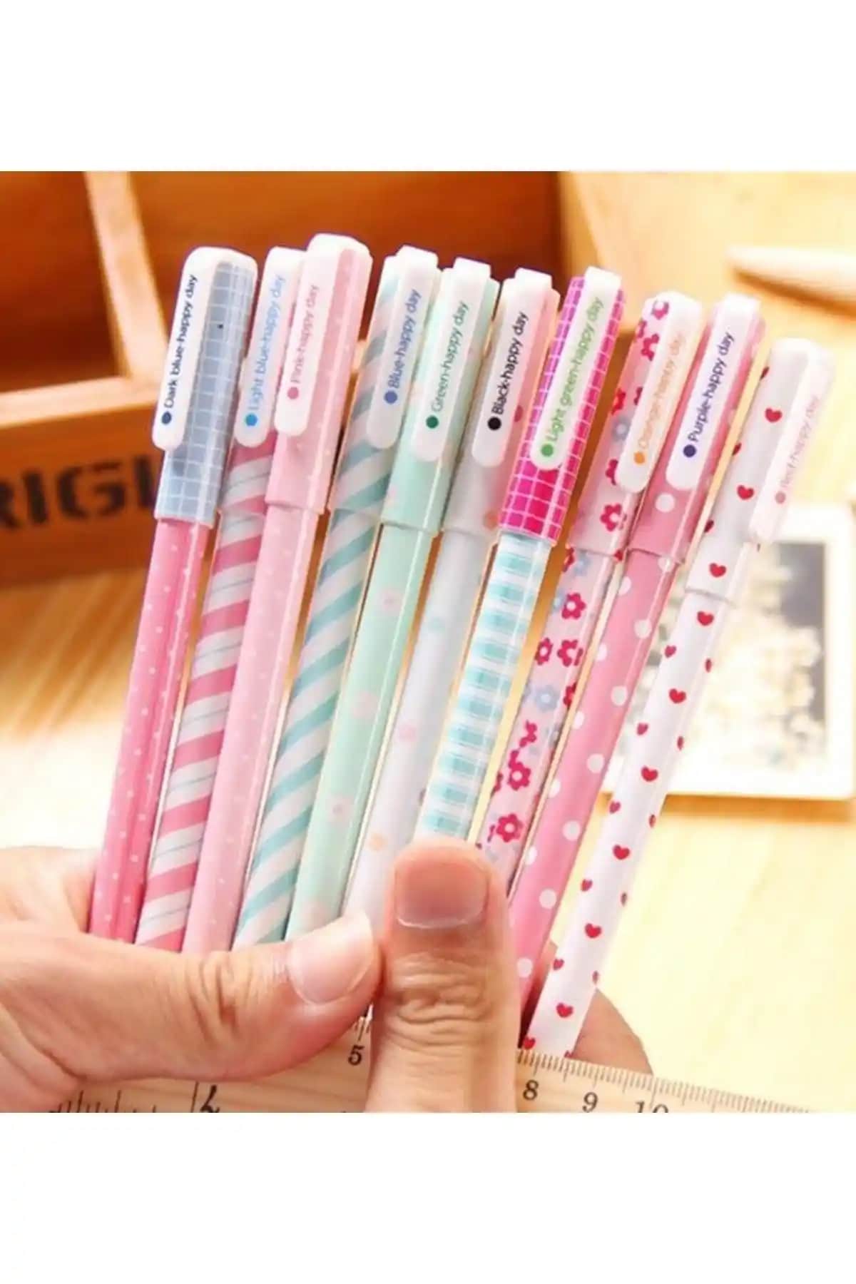 Kalem Setleri Karşılaştırması: Adil Baba ve Galaksi Tasarımlı Jel Kalemler