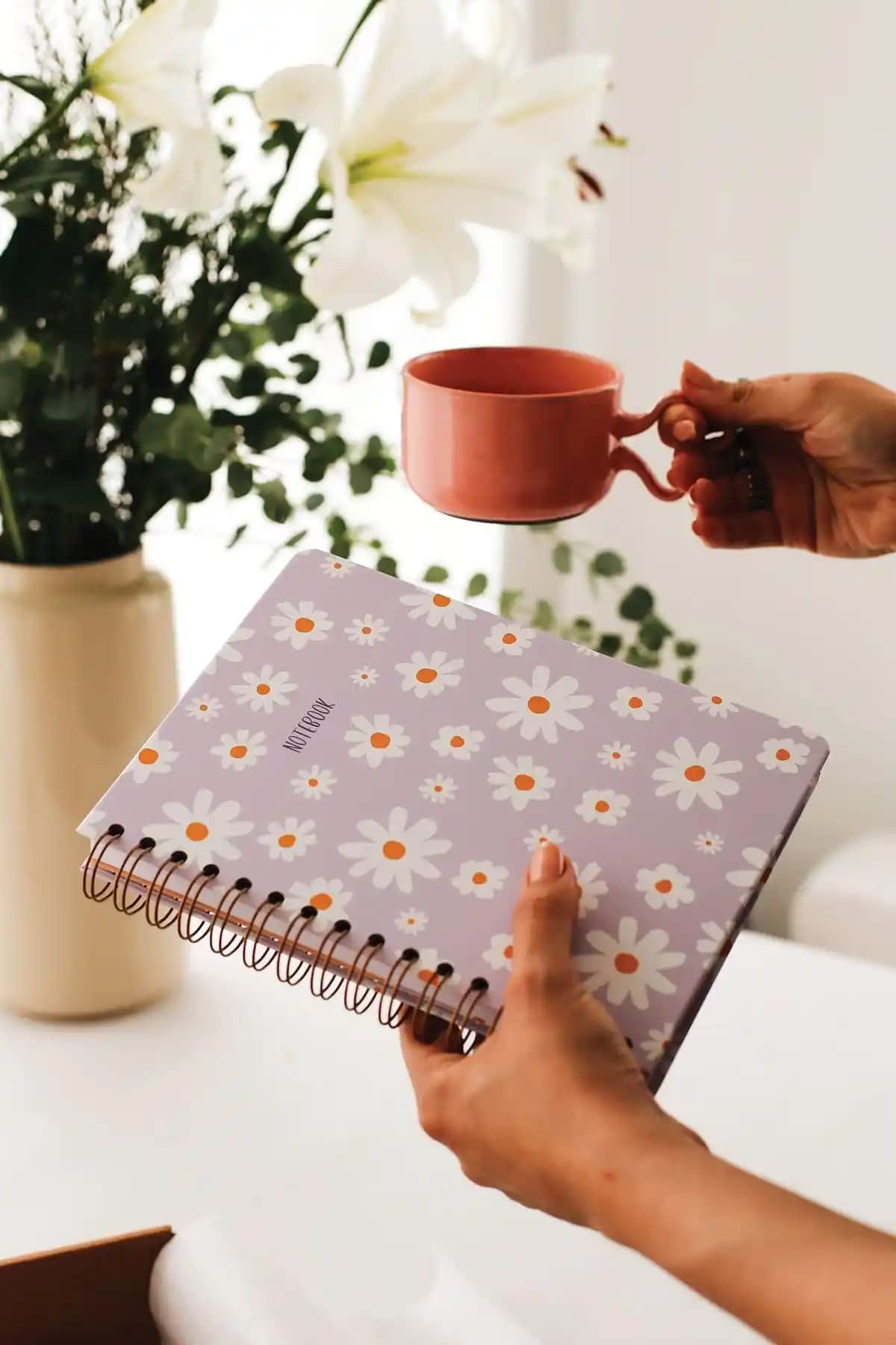 Matt Notebook A5 Papatya ve Soyut Modelleri Karşılaştırması Özellikleri ve Kullanım Alanları