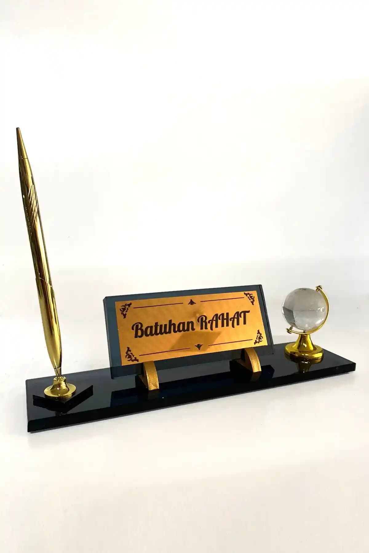 Suba Kristal Masa Üstü Cam ve UV Baskılı Kristal İsimlikleri Karşılaştırması