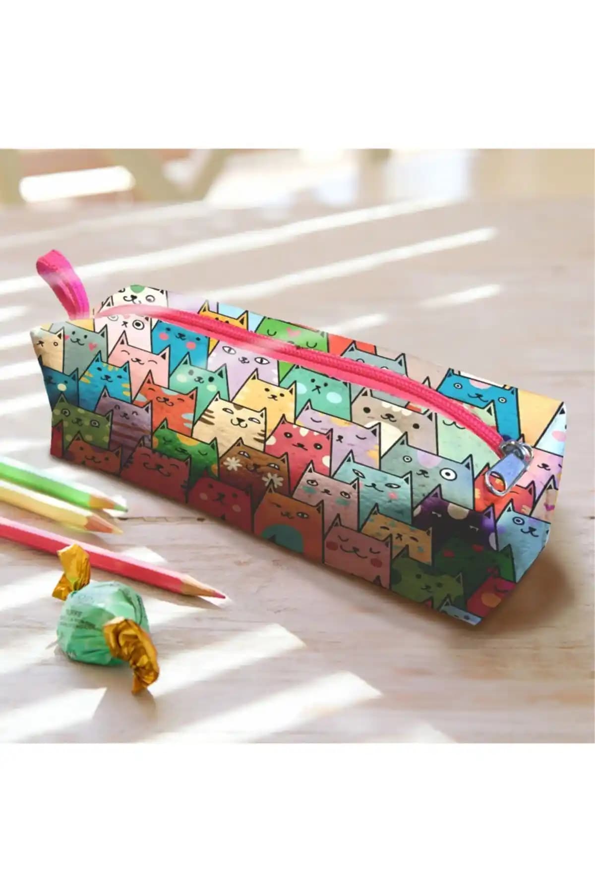 Filemo Tasarım Renkli Kalem Kutusu: Şık ve İşlevsel Ofis Aksesuarı