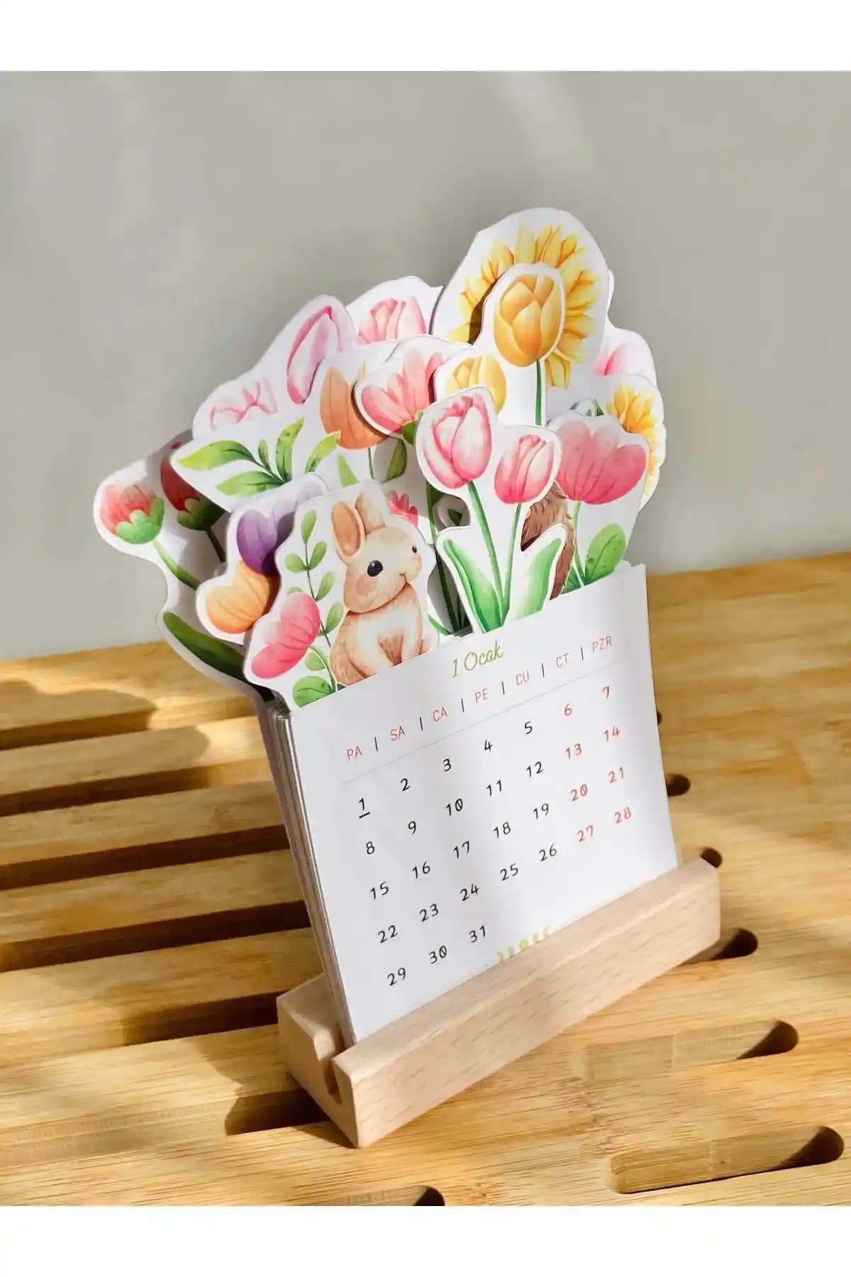 Hume Craft 2025 Sevimli Çiçekli Masa Takvimi ile Ofis ve Çalışma Alanlarını Canlandırın