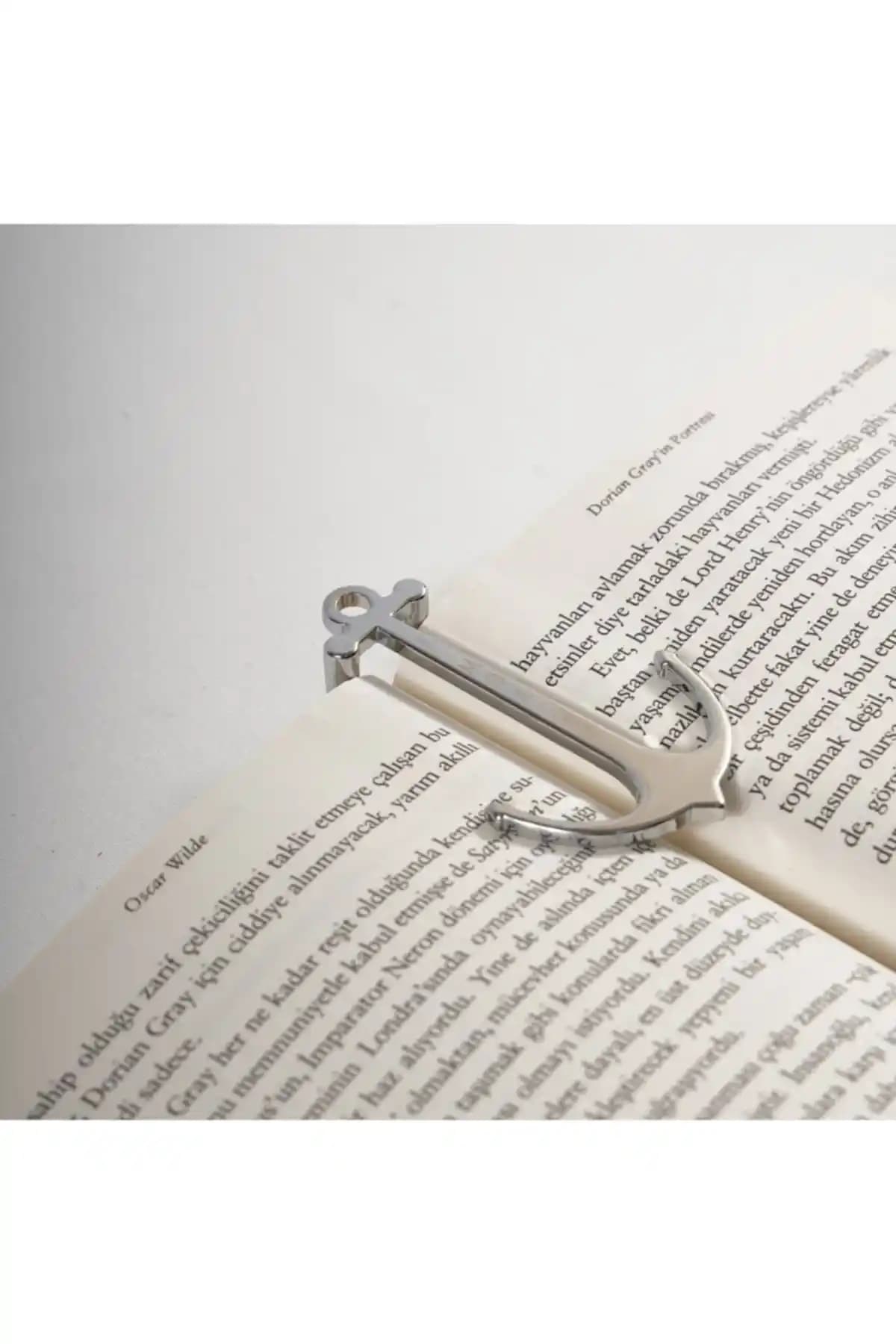 MOART Sayfa Tutucu ve Kitap Ayracı: Şık ve İşlevsel Okuma Aksesuarı