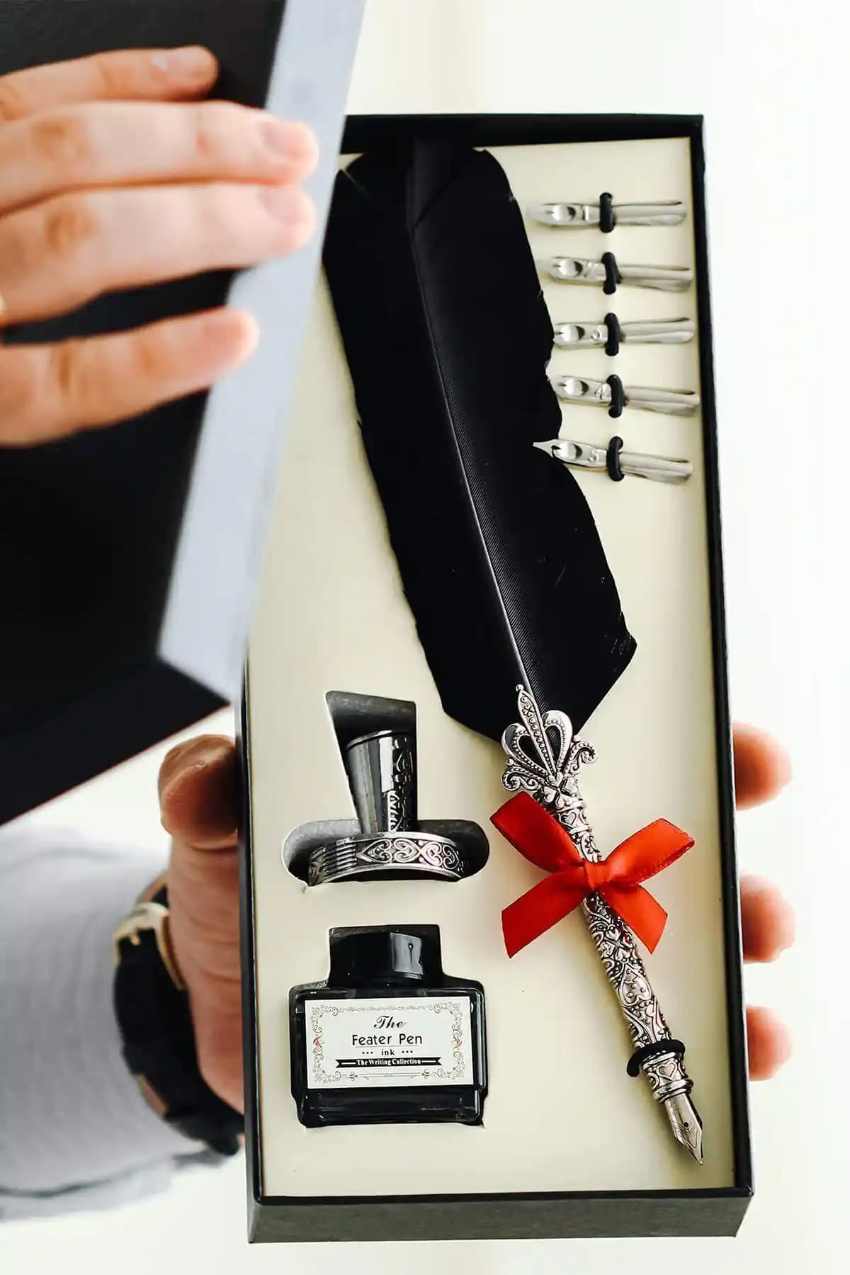 NRDLİFE Babalar Gününe Özel Tüylü Divit Kalem ve Mürekkep Seti ile Şıklık ve Fonksiyonellik