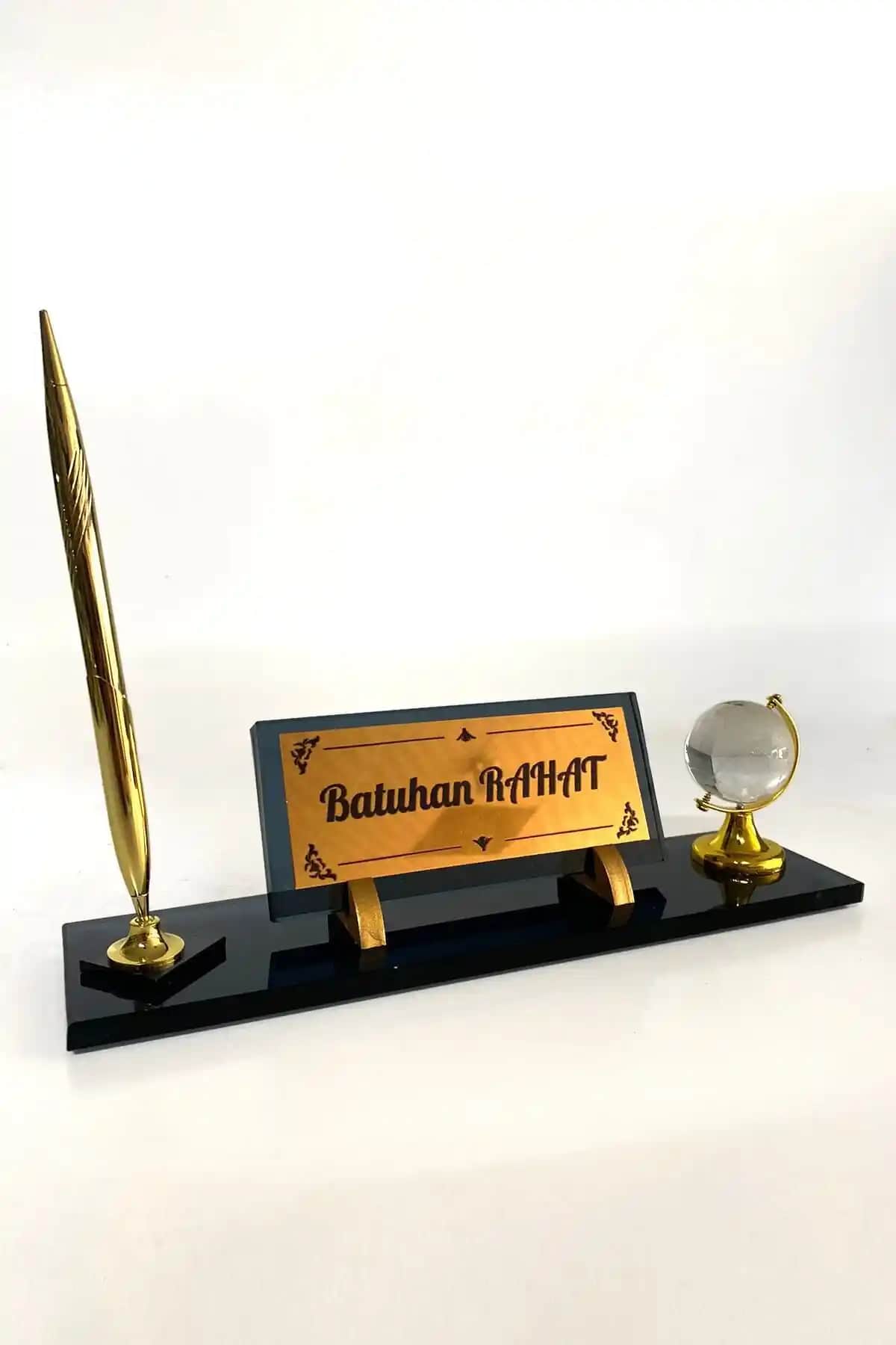 Suba Kristal Masa Üstü Cam İsimlik ve Dünya Aksesuarlı Şeffaf Hediye Seti C3