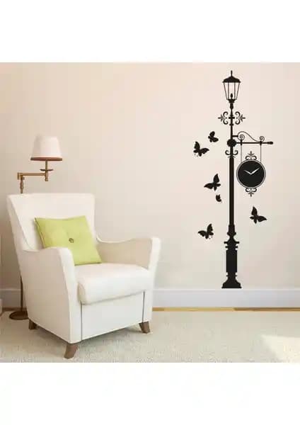 Hepsi Duvar Street Clock Duvar Çıkartması: Özellikler, Uygulama Kolaylığı ve Dayanıklılık