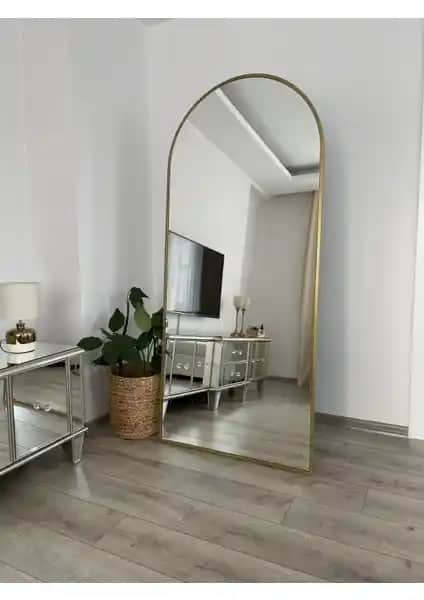 Effe Yapı Dekor Gold Metal Çerçeveli 180x80 cm Ayaklı Boy Aynası - Estetik ve Dayanıklı Tasarım