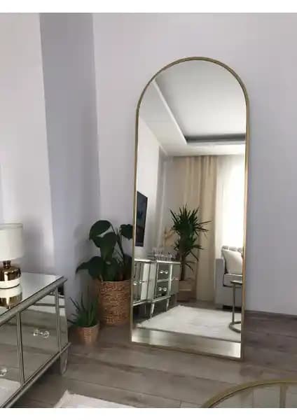 Effe Yapı Dekor Gold Metal Çerçeveli Ayaklı Oval Boy Aynası İdeal Boyut ve Şık Tasarım