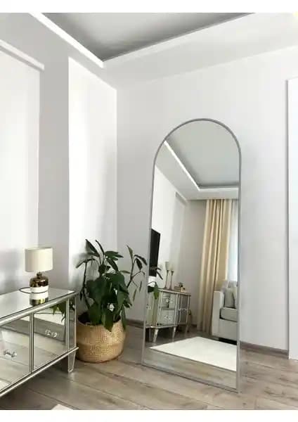 Effe Yapı Dekor Gri Metal Çerçeveli 180x60 cm Ayaklı Boy Aynası