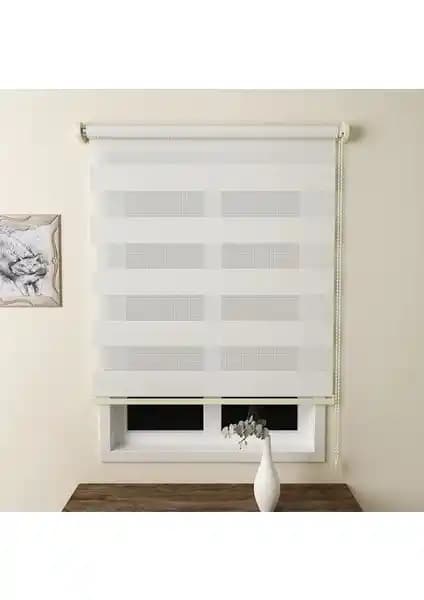 Brillant Düz Ekru ve Stor Zebra Perde Modellerinin Detaylı Karşılaştırması