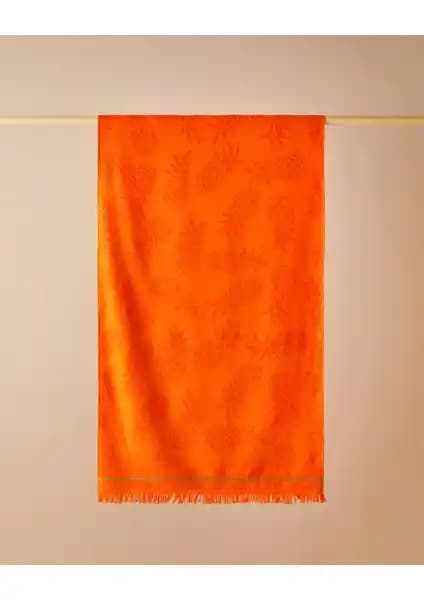 English Home ve Bella Maison Pamuklu Plaj Havlusu Karşılaştırması: Özellikler ve Kullanım Avantajları