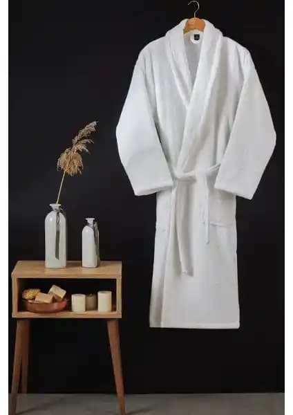 Ev-X ve Modelhome Soft Line Bornoz Karşılaştırması: Malzeme, Beden ve Tasarım Farklılıkları