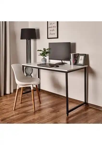 Just Home ve Moonlife Çalışma Masası Karşılaştırması: Özellikler ve Kullanıcı Yorumları