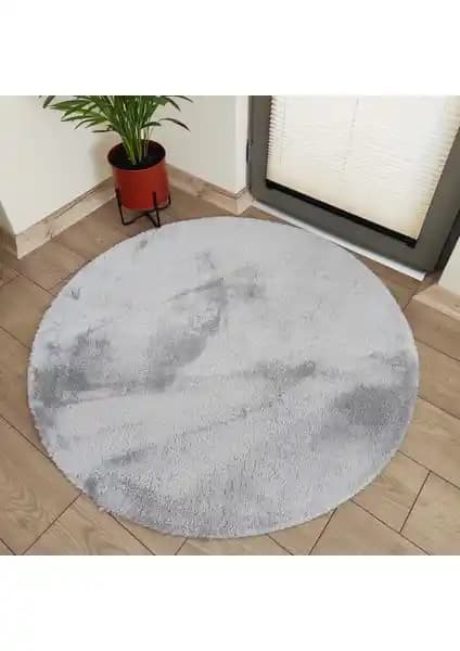 Lagom Life ve Valery Home Peluş Post Daire Halıları Karşılaştırması ve Özellikleri