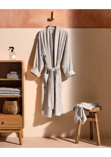 Madame Coco Carla Kimono ve Sarah Anderson Alven 4 Parça Banyo Seti Karşılaştırması