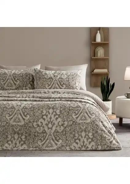 Puffy Lera ve Yataş Dazel Çift Kişilik Yatak Örtüsü Setleri Karşılaştırması