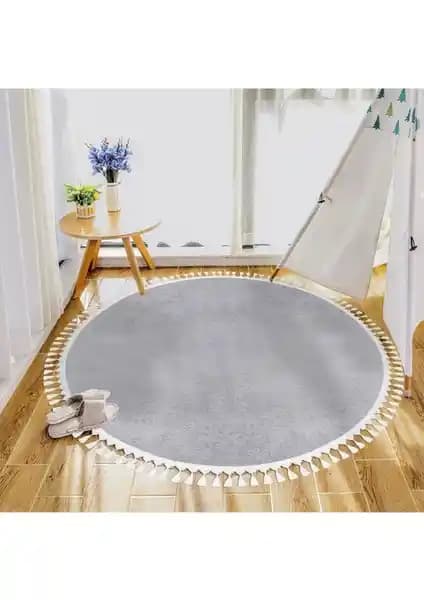 Valery Home ve Venucci Peluş Halı Karşılaştırması: Tasarım, Malzeme ve Kullanım Özellikleri