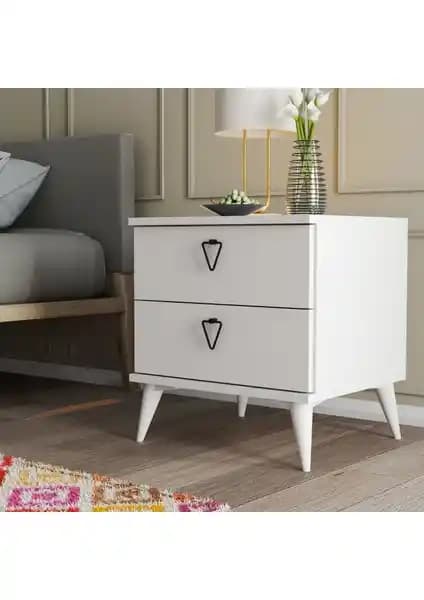 Yatak Odası Komodinleri Karşılaştırması: Mezza Versace ve Viola Concept Analizi