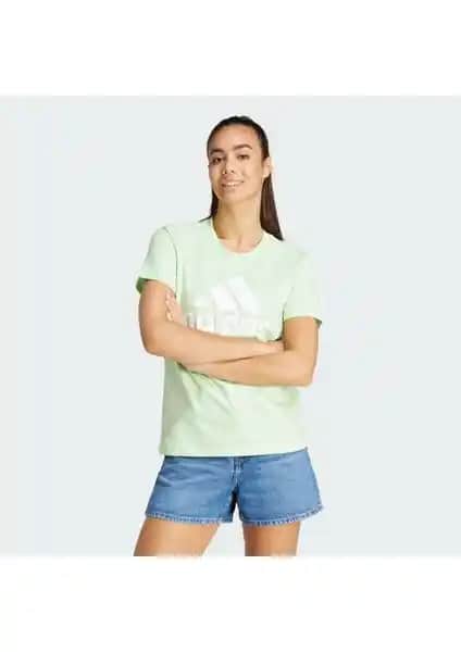 adidas IR5409 Essentials Logo Tişörtü: Şıklık ve Fonksiyonelliğin Modern Buluşması