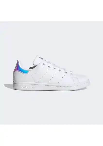 adidas Originals FX7521 Stan Smith Ayakkabıları: Modern ve Sürdürülebilir Tasarımın Öne Çıkan Modeli