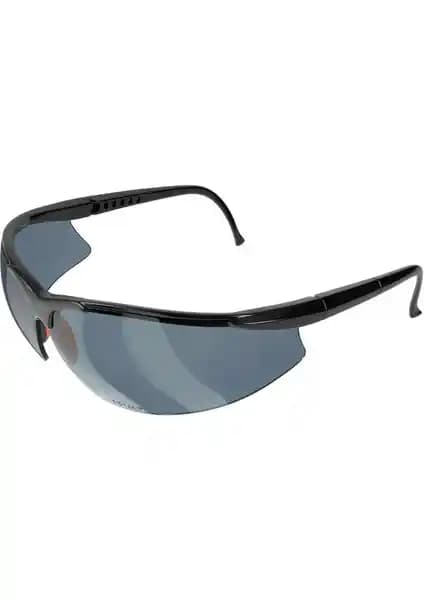 Badem10 Bisiklet Güneş Gözlüğü S600 Füme: Güvenli ve Konforlu Sürüşler İçin Modern Tasarım