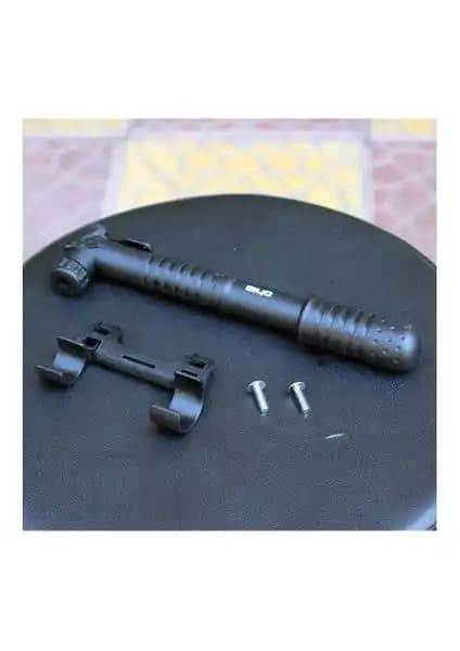 Giyo GP-04 Siyah El Pompası: Dayanıklı ve Yüksek Performanslı Hava Şişirme Çözümü