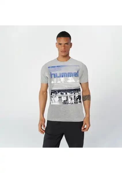 Hummel Dean Erkek Gri Baskılı Bisiklet Yaka Tişörtleri Modern ve Rahat Tasarım
