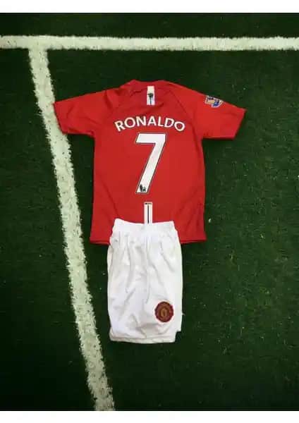 North Stand Nostaljik 06/07 Manchester United Ronaldo Çocuk Forması Özellikleri ve Tasarımı