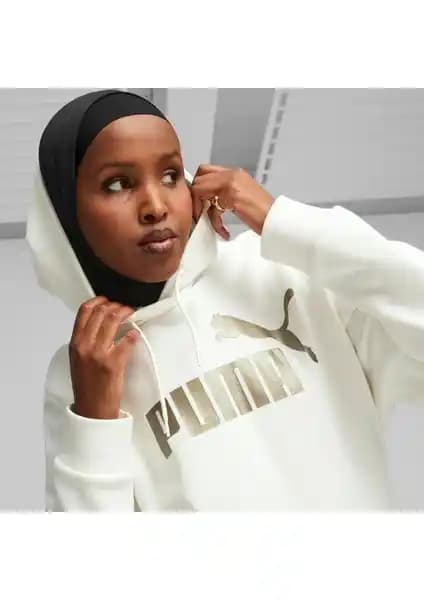 Puma Ess+ Metallic Logo Kadın Sweatshirt: Modern ve Şık Tasarım ile Günlük Konfor