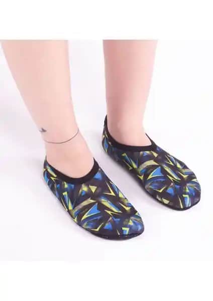 Savana Kaymaz Havuz Patiği: Güvenli ve Konforlu Su Kullanımı İçin İdeal Tercih