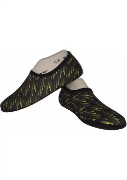 Savana Kaymaz Havuz ve Deniz Patikası: Güvenli ve Konforlu Su Aktiviteleri Ayakkabısı