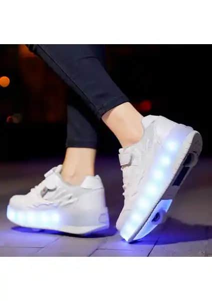 SITONG LED Işıklı Paten Ayakkabısı: Modern ve Çekici Tasarım ile Günlük Kullanım için