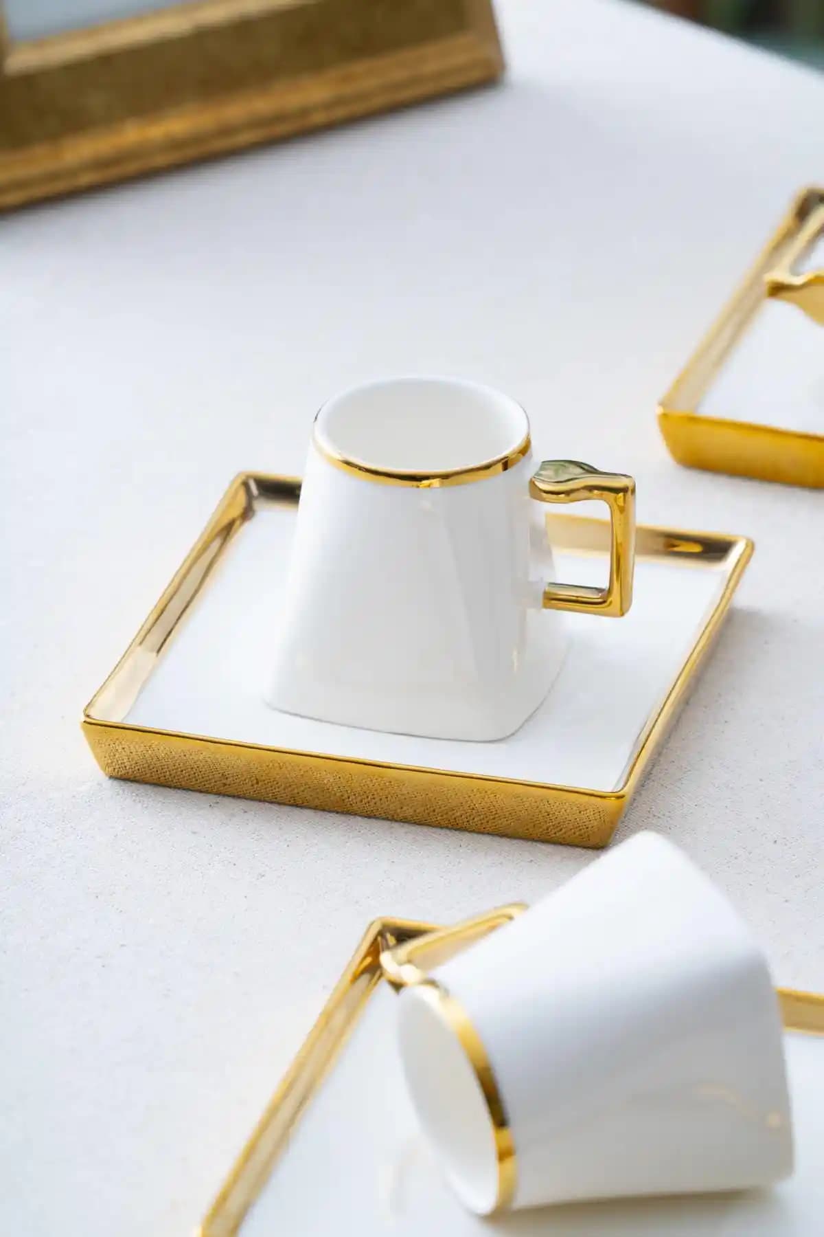 ACAR Nova 6 Kişilik Kahve Fincanı Takımı Modern Tasarımı ve Dayanıklılığıyla Öne Çıkar