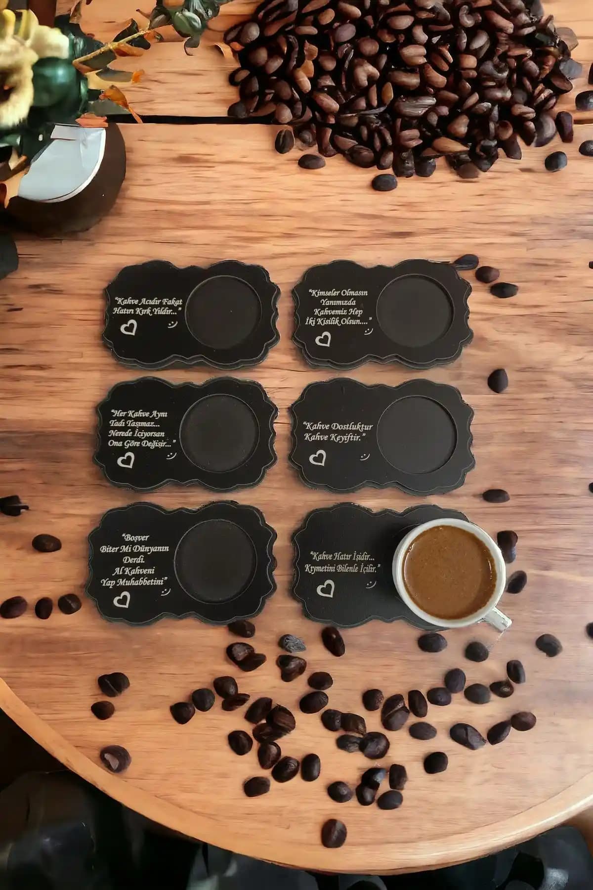 Ahşap Siyah Kahve Sunum Bardak Altlığı Seti Modern ve Dayanıklı Tasarım