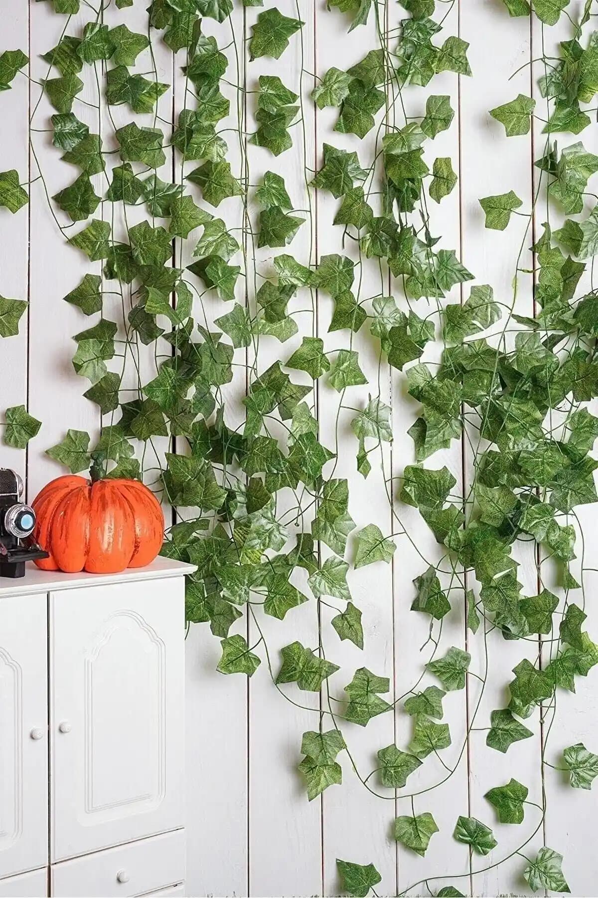 Bi Kutlama Yeşil Yapay Sarmaşık Dekoratif Ürünleri Modern ve Estetik İç Mekan Süsleme Seçeneği