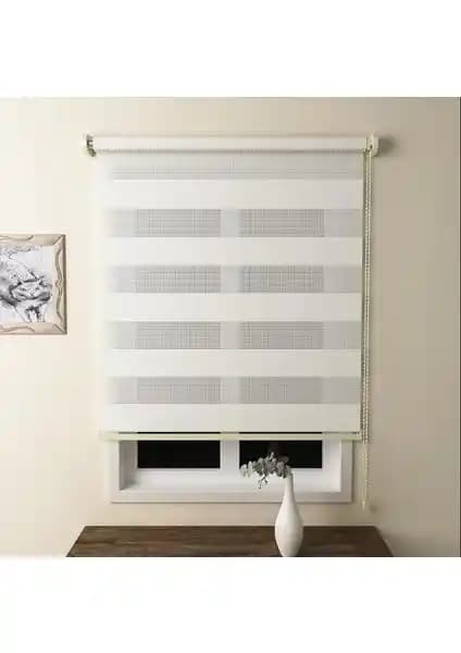Brillant Stor Zebra Perde MZ507: Estetik ve Fonksiyonellik Sunan Modern İç Mekan Perdesi