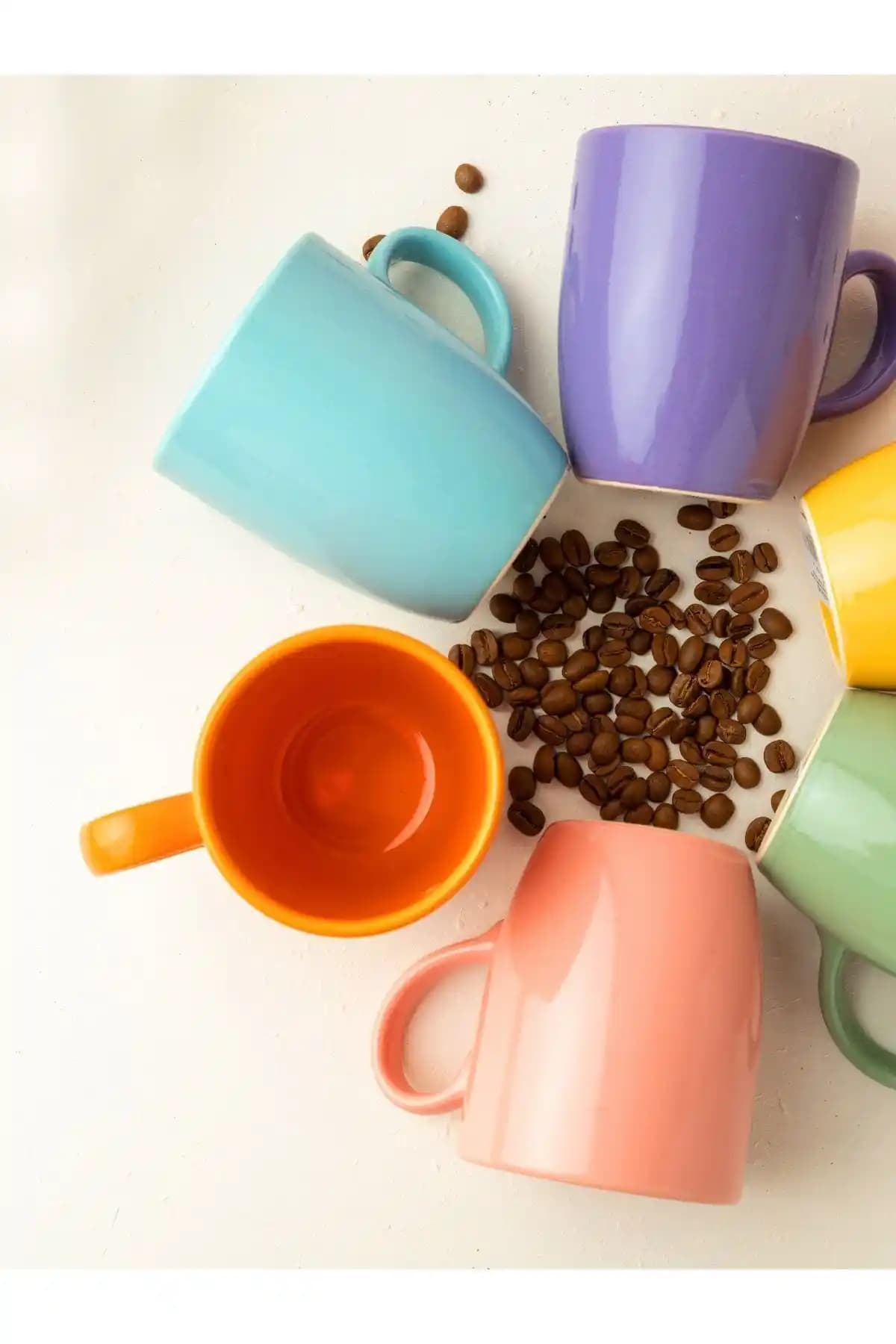 BÜYÜLÜ HOME 6'lı Oval Renkli Kupa Seti - Canlı Tasarımı ve Dayanıklılığıyla Öne Çıkar