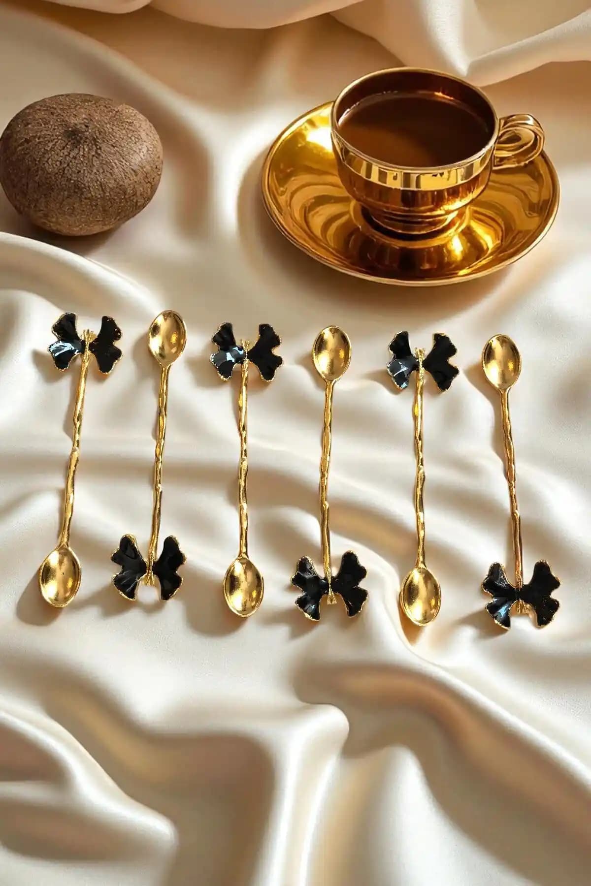 Çay Saatleri İçin Zarif Altın Kaplama Kelebek Figürlü 6'lı Çay Kaşığı Seti