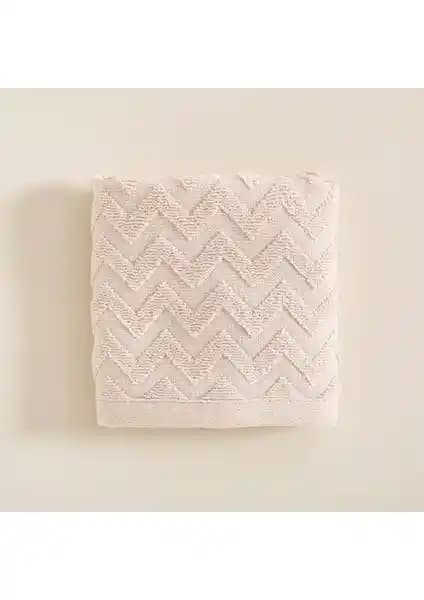 Chakra Zigzag El Havlusu: Modern ve Şık Tasarımıyla Ev Dekorasyonunu Tamamlar