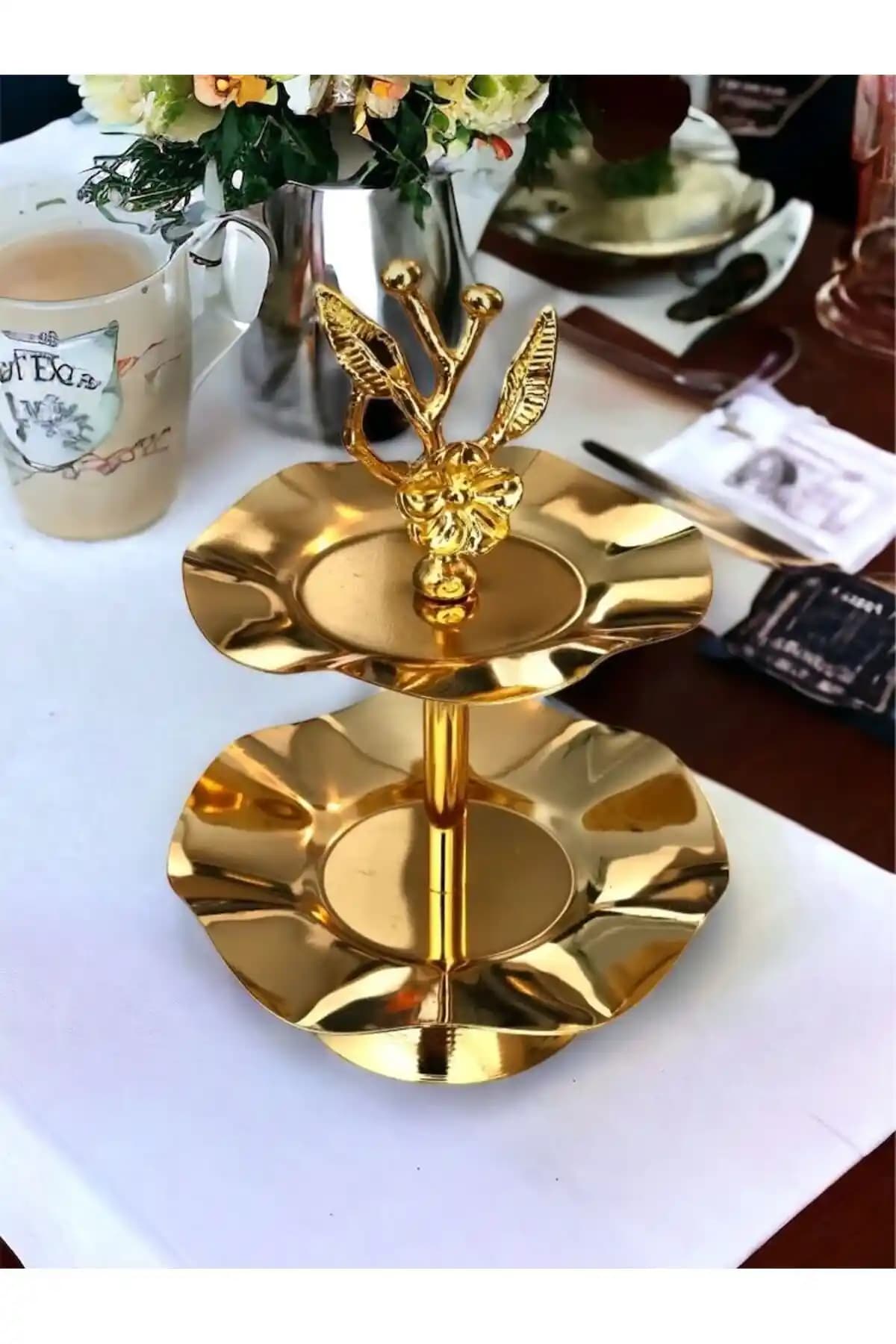 Çift Katlı Japon Gülü Sunumluk ve Lokumluk ile Sofralarınıza Şıklık Katın