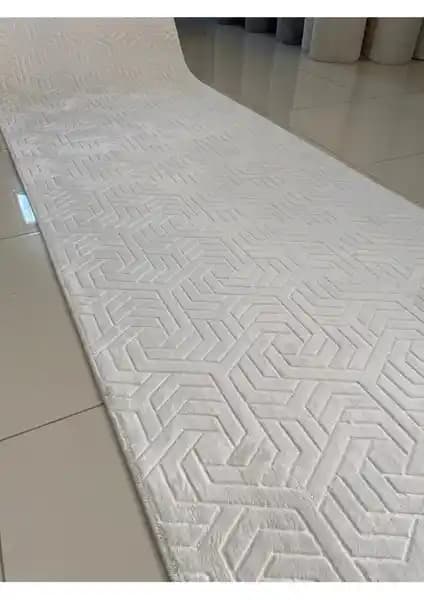 Dinarsu Armoni Kaymaz Taban Kesme Halı Yolluk: Modern ve Dayanıklı Ev Dekorasyonu İçin