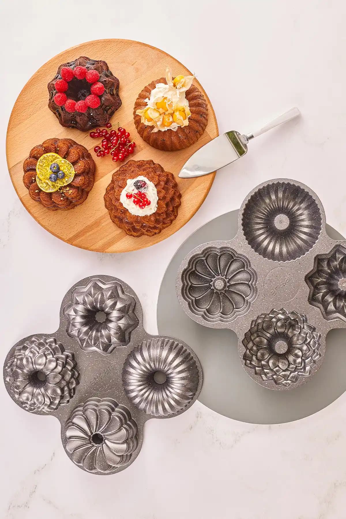 Emsan Griss Four In One 4’lü Kek Kalıbı: Çok Fonksiyonlu, Dayanıklı ve Kolay Temizlenebilir