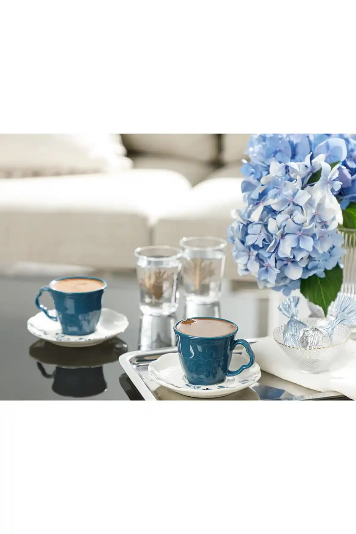 English Home Clover Flower Porselen Kahve Fincan Takımı 2 Kişilik Modern ve Şık Tasarım