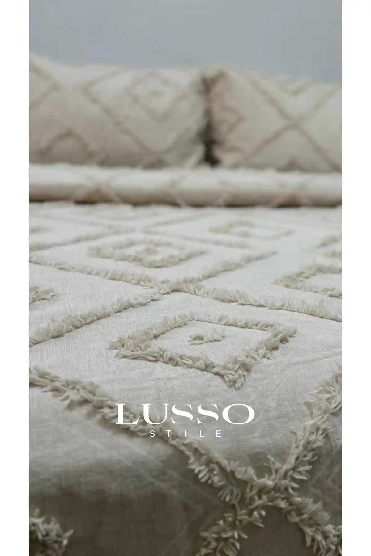 Genel Markalar Stile Çift Kişilik Cappuccino Yatak Örtüsü Modern ve Şık Tasarım Özellikleri