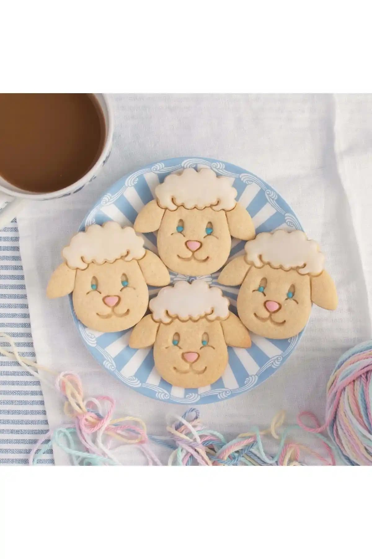 Hobist Sevimli Koyun Kalıbı: Pratik ve Estetik Tatlı Şekillendirme Aracı