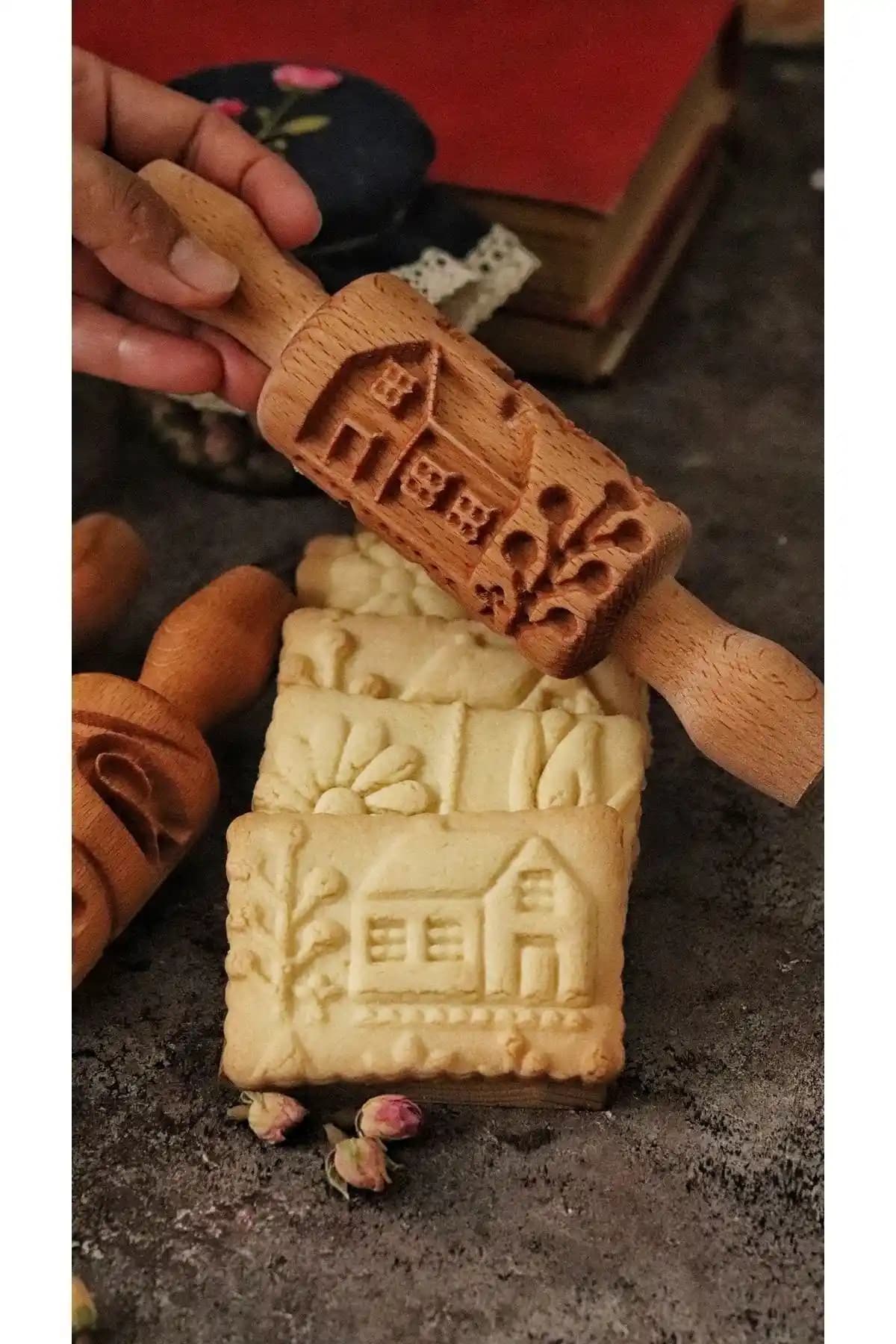 İskandinav Evi Desenli Ahşap Kurabiye ve Şeker Hamuru Merdanesi Ürün Tanıtımı ve Özellikleri