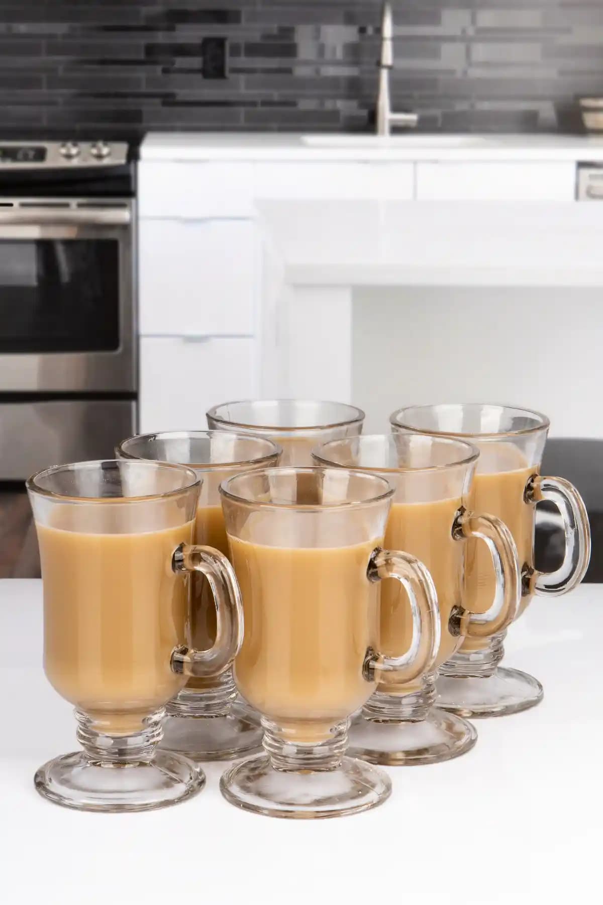 Karçiçeği Home Irish Model Ayaklı Paşabahçe Latte Bardakları Seti Şık ve Fonksiyonel Tasarım