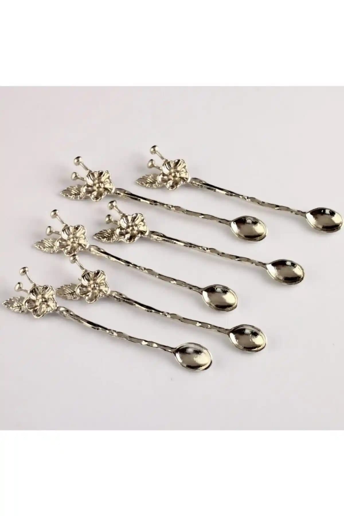 KristalGalerisi 6 Kişilik Gümüş Renkli Çay Kaşığı Seti Şıklık ve Fonksiyonelliğin Birleşimi