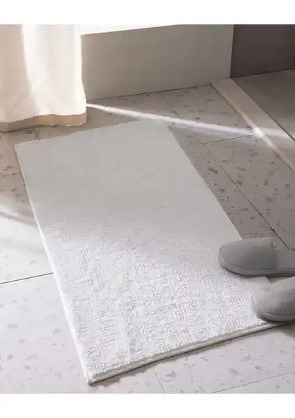 Madame Coco Conques Banyo Paspas: Şık ve Konforlu Banyo Dekorasyonu İçin Tasarlandı