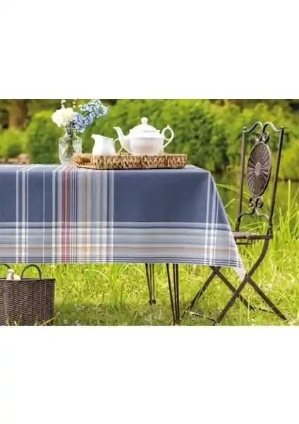 Madame Coco Farrant PVC Masa Örtüsü: Şıklık ve Dayanıklılığı Bir Arada Sunan Ürün