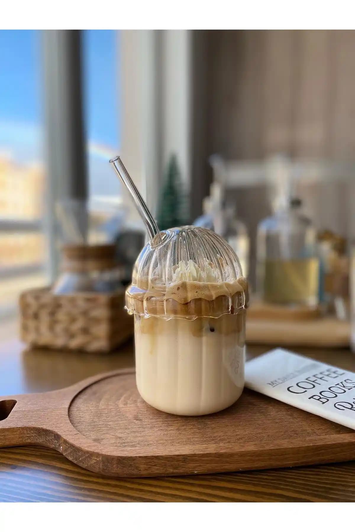 Mimoza Park 430 ml Isıya Dayanıklı Cam Oval Kapaklı Bardak Modern ve Şık Tasarım